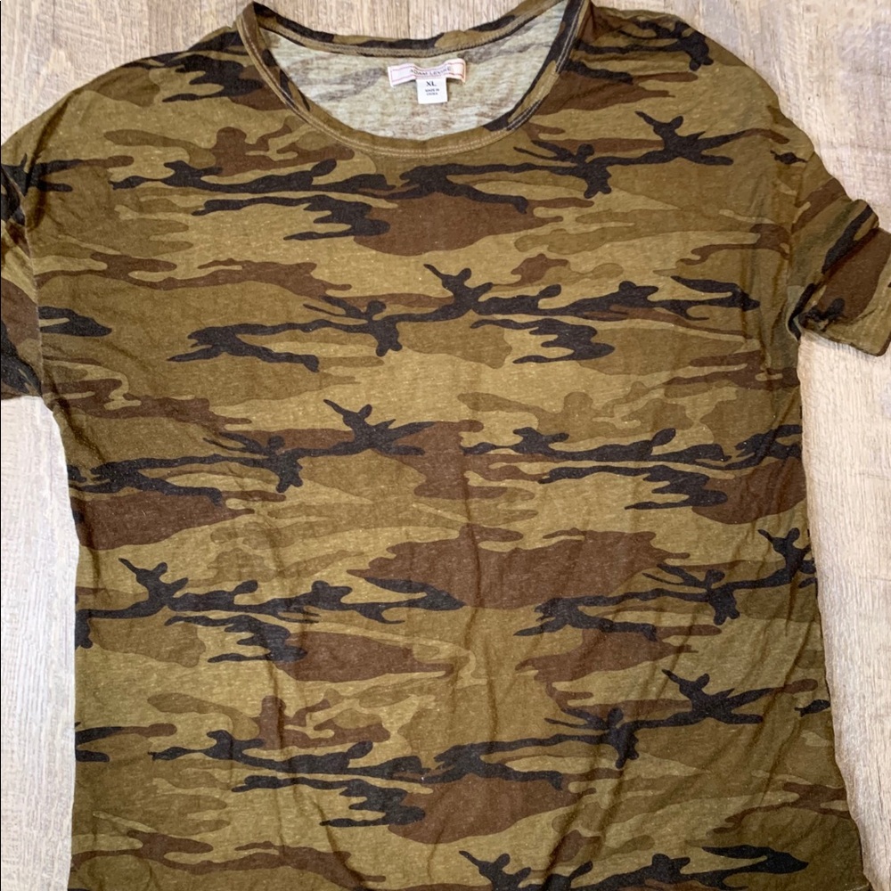 Camo Tee. Size XL.